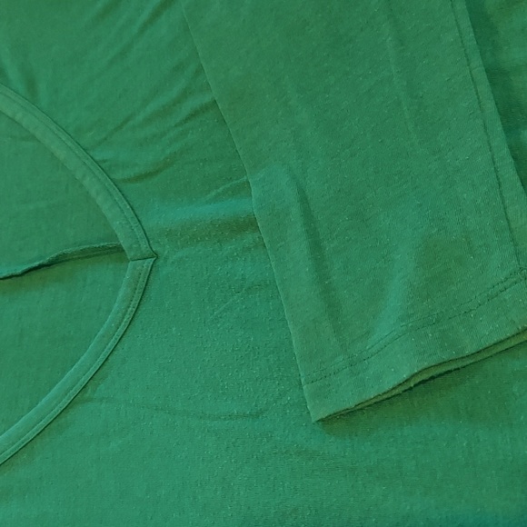 Victoria's Secret Green Long Sleeve - Picture 6 of 6